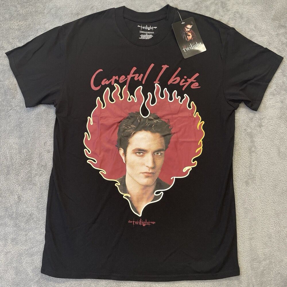 Twilight Saga Edward Cullen “Careful I Bite” T-Shirt Size M Black Halloween Vamp